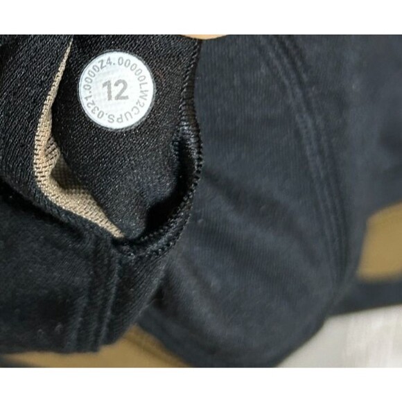 Lululemon LAB Mesh Sports Bra High Neck Crossback Straps Size 12 - Picture 2 of 6